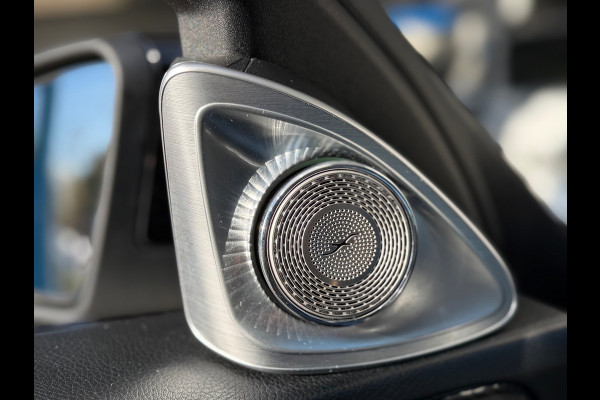 Mercedes-Benz C-Klasse 180 Premium Pack 2019 AUT PANO FULL!