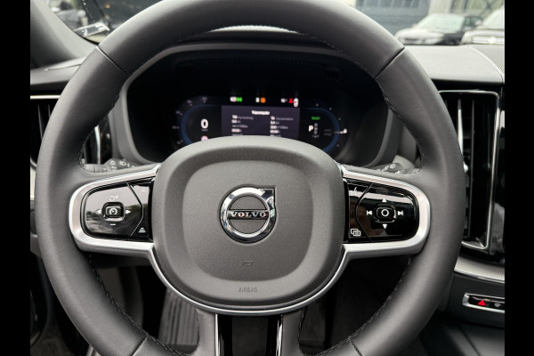 Volvo XC60 2.0 T6 Plug-in hybrid AWD Plus Black Edition SOH 100% | HARMAN KARDON| PANO| CAMERA | STOEL + STUURVERWARMING| PILOT ASSIST| MEMORY STOELEN| ACHTERBANK VERWARMD|