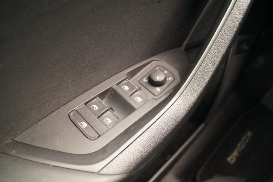 Škoda Kodiaq 1.5 TSI 150pk DSG Style Business -ECC-DIGI-NAVI-TREKHAAK-