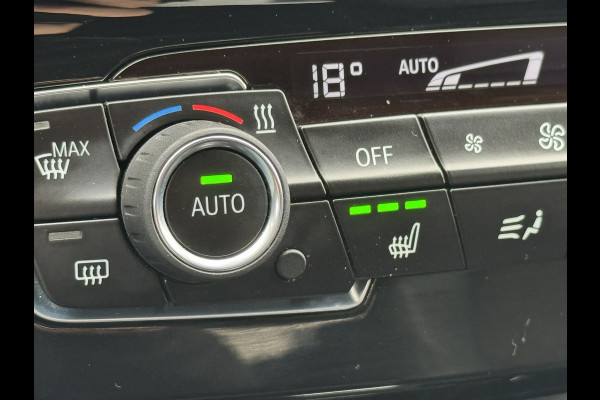 BMW X1 SDrive20i High Executive M sport interieur Sfeer verlichting Led Pdc voor+achter