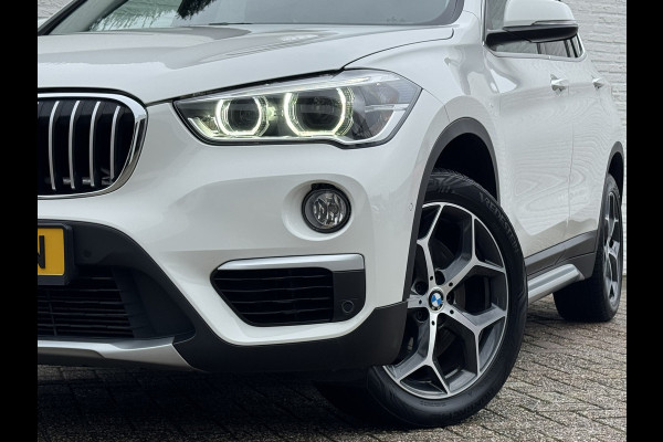 BMW X1 SDrive20i High Executive M sport interieur Sfeer verlichting Led Pdc voor+achter