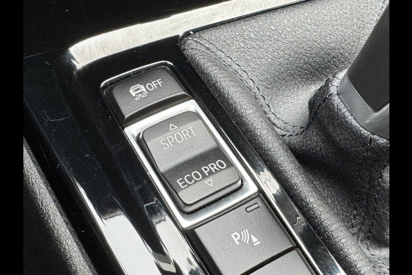 BMW X1 SDrive20i High Executive M sport interieur Sfeer verlichting Led Pdc voor+achter