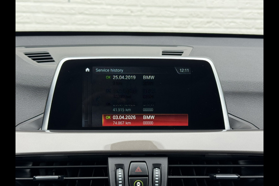 BMW X1 SDrive20i High Executive M sport interieur Sfeer verlichting Led Pdc voor+achter