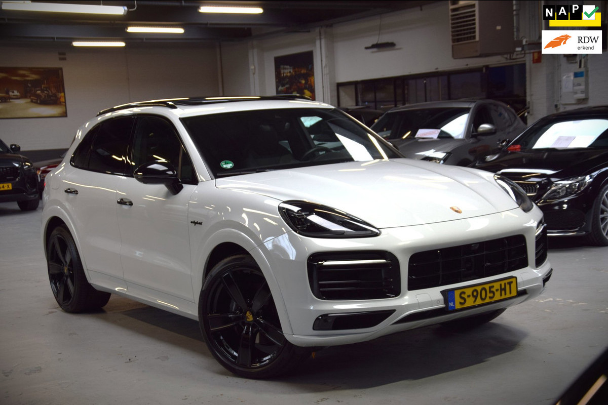 Porsche Cayenne 3.0 E-Hybrid Platinum Edition Navi|Panoramadak|Org.NL|Dealer onderhouden