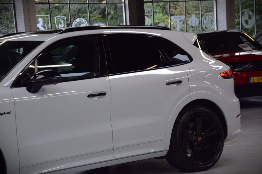 Porsche Cayenne 3.0 E-Hybrid Platinum Edition Navi|Panoramadak|Org.NL|Dealer onderhouden