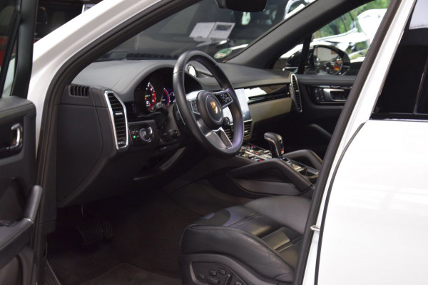 Porsche Cayenne 3.0 E-Hybrid Platinum Edition Navi|Panoramadak|Org.NL|Dealer onderhouden