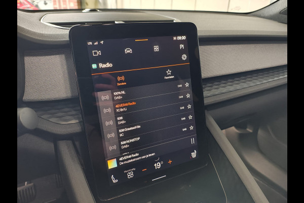 Polestar 2 Dual Motor Long Range 78kWh 408PK SOH 90% Google®-Maps Navi Camera Apple Carplay Android Auto Elek.Stoelen Memory Elek.Achterkle Keyless Bluetooth Led Lmv Isofix Rijstrooksensor Origineel Nederlandse Auto Dealeronderhouden