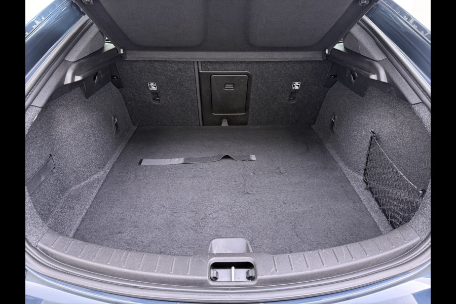 Polestar 2 Dual Motor Long Range 78kWh 408PK SOH 90% Google®-Maps Navi Camera Apple Carplay Android Auto Elek.Stoelen Memory Elek.Achterkle Keyless Bluetooth Led Lmv Isofix Rijstrooksensor Origineel Nederlandse Auto Dealeronderhouden