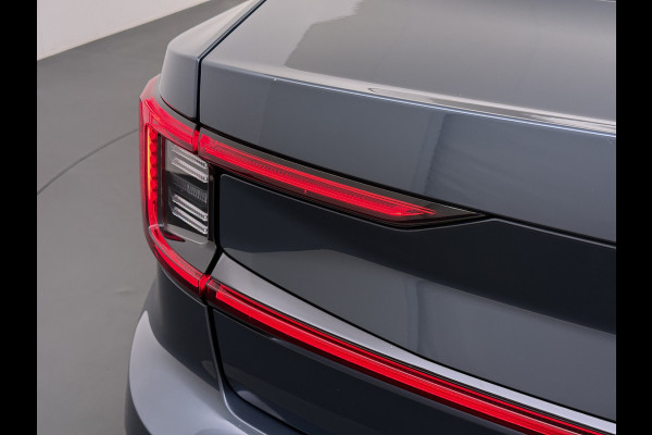 Polestar 2 Dual Motor Long Range 78kWh 408PK SOH 90% Google®-Maps Navi Camera Apple Carplay Android Auto Elek.Stoelen Memory Elek.Achterkle Keyless Bluetooth Led Lmv Isofix Rijstrooksensor Origineel Nederlandse Auto Dealeronderhouden