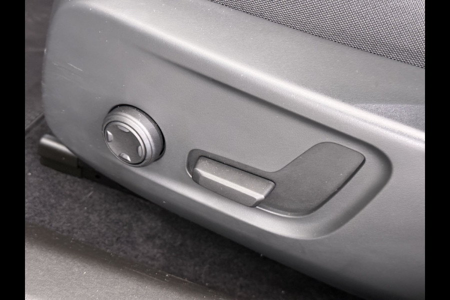 Polestar 2 Dual Motor Long Range 78kWh 408PK SOH 90% Google®-Maps Navi Camera Apple Carplay Android Auto Elek.Stoelen Memory Elek.Achterkle Keyless Bluetooth Led Lmv Isofix Rijstrooksensor Origineel Nederlandse Auto Dealeronderhouden