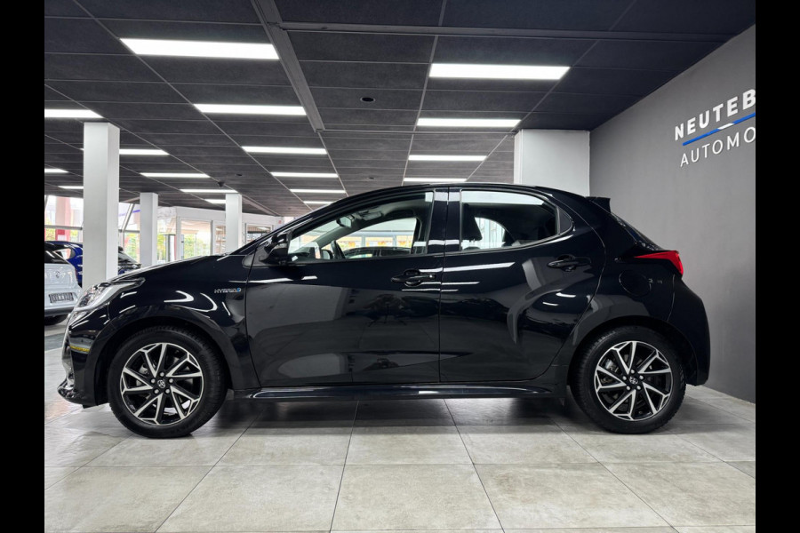 Toyota Yaris 1.5 Hybrid Dynamic| Parkeersen | Cam | Cruise |
