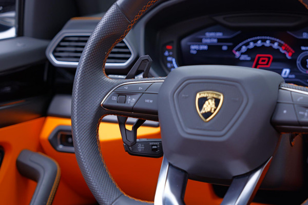 Lamborghini Urus 4.0 V8 Graphite Capsule |BTW|Massage|PPF|Fabrieksgarantie|