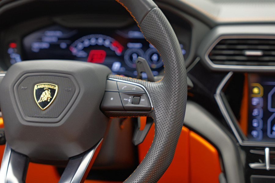 Lamborghini Urus 4.0 V8 Graphite Capsule |BTW|Massage|PPF|Fabrieksgarantie|