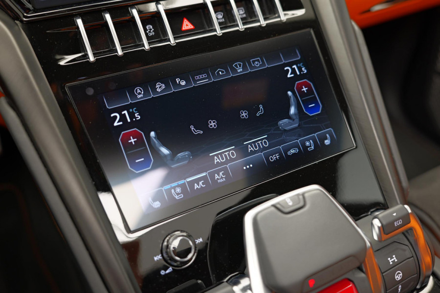 Lamborghini Urus 4.0 V8 Graphite Capsule |BTW|Massage|PPF|Fabrieksgarantie|
