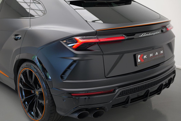 Lamborghini Urus 4.0 V8 Graphite Capsule |BTW|Massage|PPF|Fabrieksgarantie|