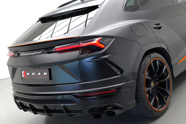 Lamborghini Urus 4.0 V8 Graphite Capsule |BTW|Massage|PPF|Fabrieksgarantie|