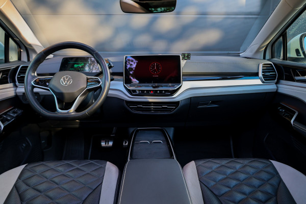 Volkswagen Id.6 Crozz | UNIEK | PANO | HUD | MEMORY | MASSAGE | ACC | 360 | 4X STOELVERWARMING |