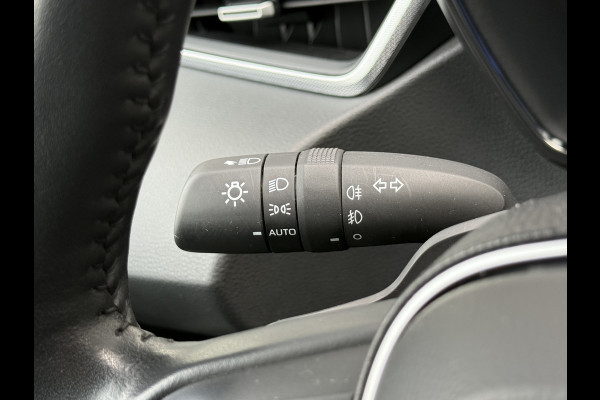 Toyota Corolla Touring Sports 2.0 Hybrid Executive | HUD | ACC | CarPlay | Camera | JBL | 18 inch