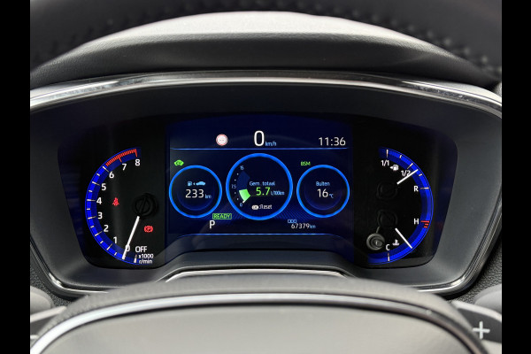 Toyota Corolla Touring Sports 2.0 Hybrid Executive | HUD | ACC | CarPlay | Camera | JBL | 18 inch