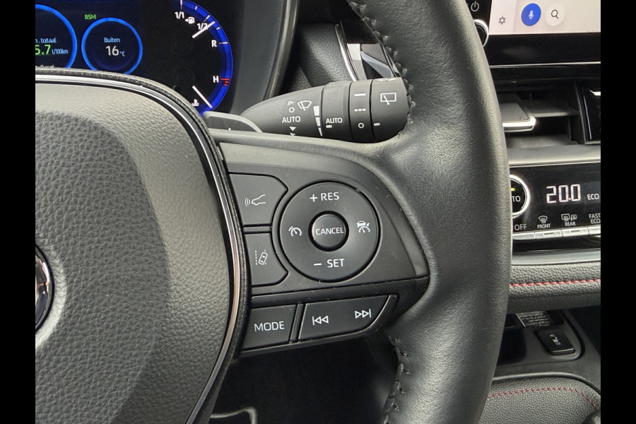 Toyota Corolla Touring Sports 2.0 Hybrid Executive | HUD | ACC | CarPlay | Camera | JBL | 18 inch