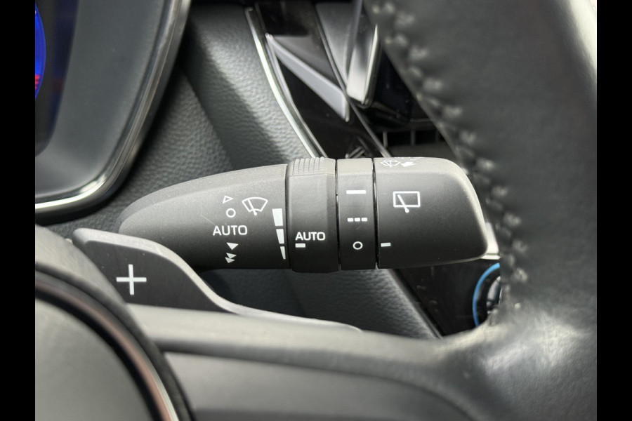 Toyota Corolla Touring Sports 2.0 Hybrid Executive | HUD | ACC | CarPlay | Camera | JBL | 18 inch