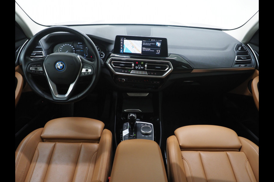 BMW X3 xDrive30e | Leder | Sportstoelen | Camera | Cruise | Climate | LED | Carplay