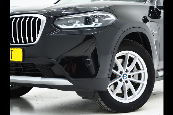 BMW X3 xDrive30e | Leder | Sportstoelen | Camera | Cruise | Climate | LED | Carplay