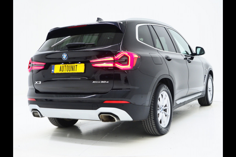 BMW X3 xDrive30e | Leder | Sportstoelen | Camera | Cruise | Climate | LED | Carplay