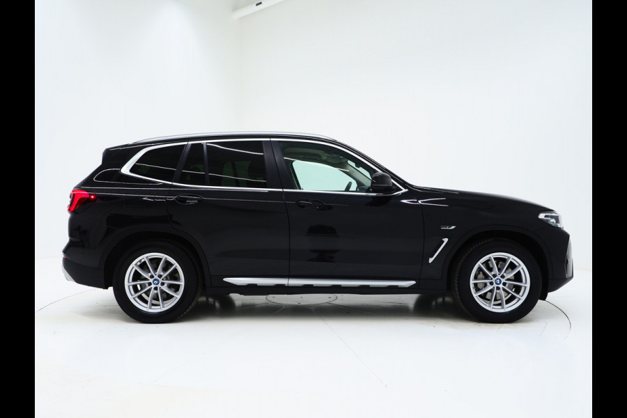 BMW X3 xDrive30e | Leder | Sportstoelen | Camera | Cruise | Climate | LED | Carplay