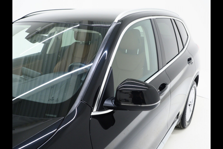 BMW X3 xDrive30e | Leder | Sportstoelen | Camera | Cruise | Climate | LED | Carplay