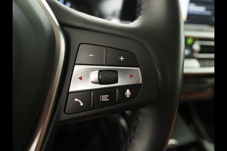 BMW X3 xDrive30e | Leder | Sportstoelen | Camera | Cruise | Climate | LED | Carplay
