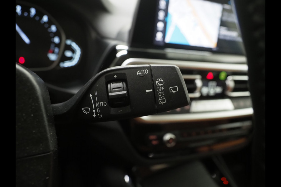BMW X3 xDrive30e | Leder | Sportstoelen | Camera | Cruise | Climate | LED | Carplay