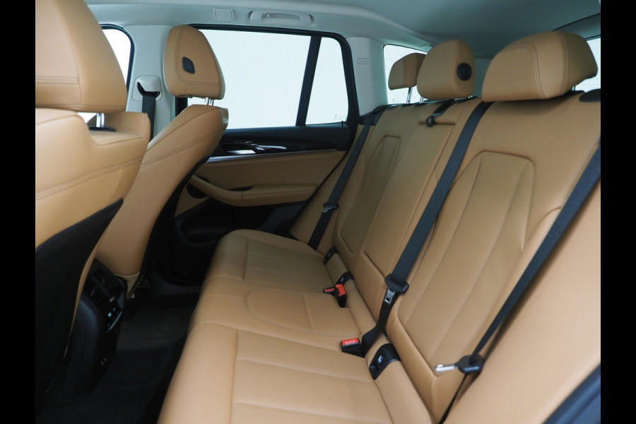 BMW X3 xDrive30e | Leder | Sportstoelen | Camera | Cruise | Climate | LED | Carplay