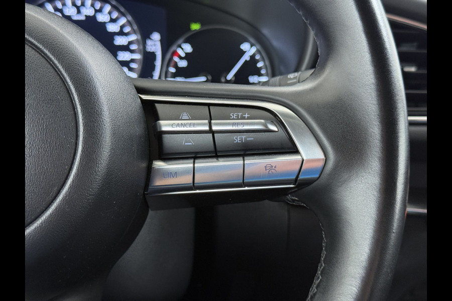 Mazda CX-30 2.0I 187PK M.Hybrid Automaat Trekhaak Adap.Cruise Camera Stoelverwarming Ecc Head-Up Display Navi Apple Carplay/Android Auto e-S Dodehoekdetectie Keyless Elek.Achterklep Privacy Glas Lmv Isofix DAB Bluetooth Regen-Lichtsensor 1.300KG Trekgewicht 1e Eigenaar