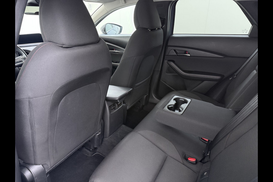 Mazda CX-30 2.0I 187PK M.Hybrid Automaat Trekhaak Adap.Cruise Camera Stoelverwarming Ecc Head-Up Display Navi Apple Carplay/Android Auto e-S Dodehoekdetectie Keyless Elek.Achterklep Privacy Glas Lmv Isofix DAB Bluetooth Regen-Lichtsensor 1.300KG Trekgewicht 1e Eigenaar