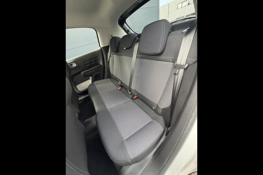 Citroën C3 110pk Shine (Camera - Navigatie - Automatische Airco - Apple Carplay - 17" - Parkeersensoren)