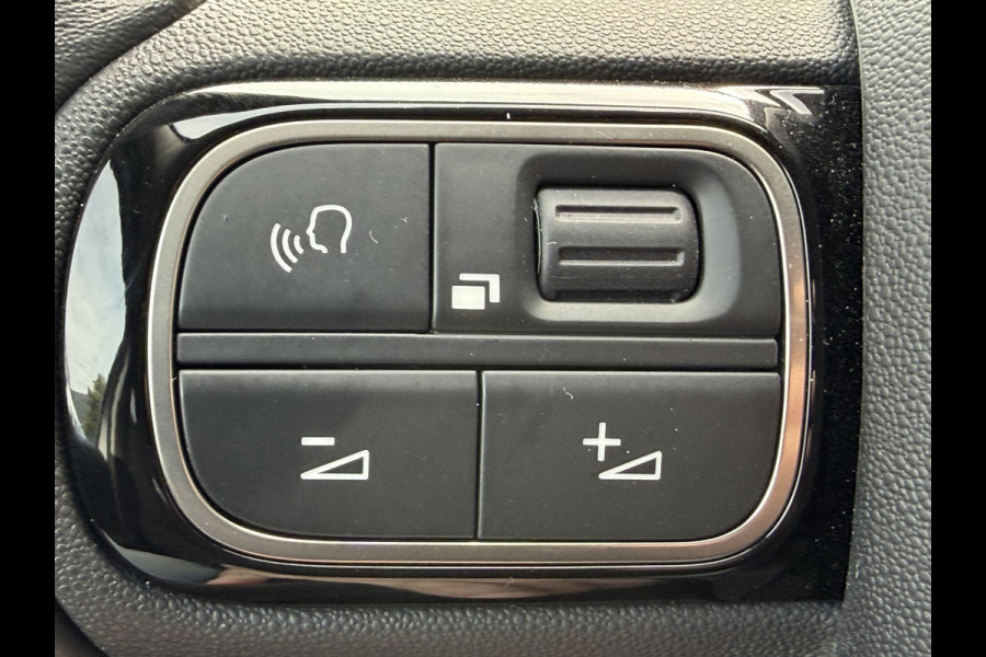 Citroën C3 110pk Shine (Camera - Navigatie - Automatische Airco - Apple Carplay - 17" - Parkeersensoren)
