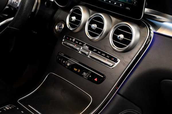 Mercedes-Benz GLC Coupé 200 Premium Plus *LUCHTVERING / AMG-Line / Burmester / Schuif -/ kanteldak  / Keyless-Entry*