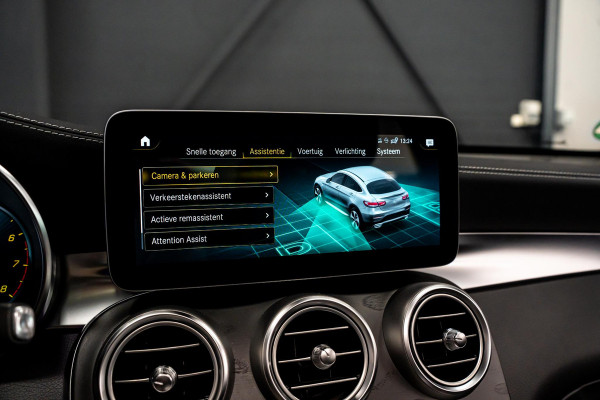 Mercedes-Benz GLC Coupé 200 Premium Plus *LUCHTVERING / AMG-Line / Burmester / Schuif -/ kanteldak  / Keyless-Entry*
