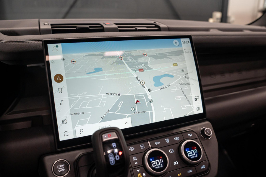 Land Rover Defender 110 2.0 P300e 110 X-Dynamic SE *Meridian / Luchtvering / Panorama / Memory / Surround-View / Winterpakket*
