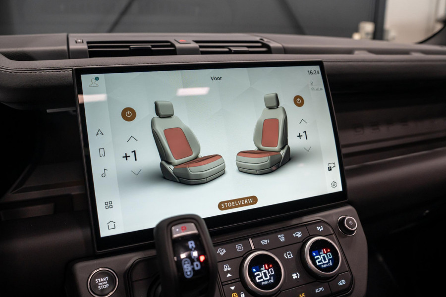 Land Rover Defender 110 2.0 P300e 110 X-Dynamic SE *Meridian / Luchtvering / Panorama / Memory / Surround-View / Winterpakket*