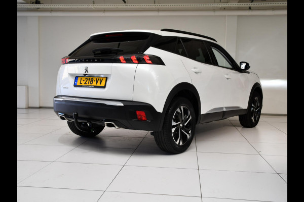 Peugeot 2008 1.2 PureTech Allure Pack | Navigatie | 3D i-Cockpit | Climate Control | Afneembare Trekhaak |