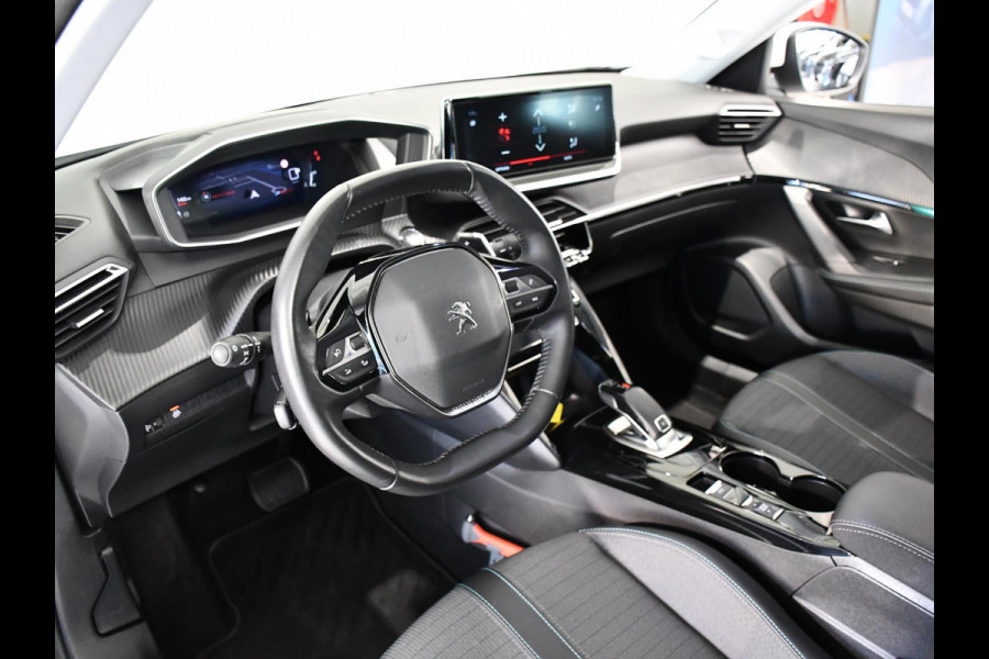 Peugeot 2008 1.2 PureTech Allure Pack | Navigatie | 3D i-Cockpit | Climate Control | Afneembare Trekhaak |