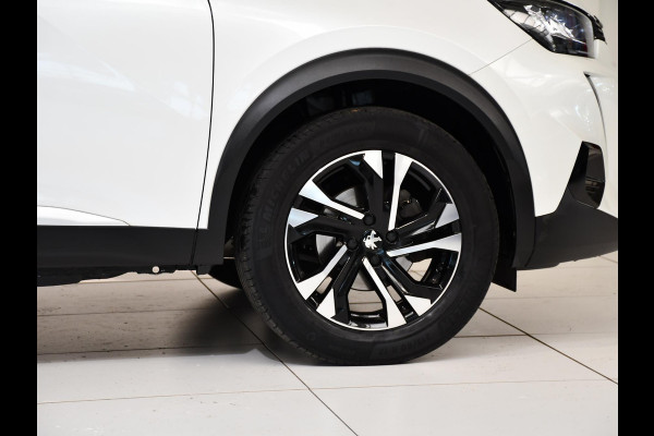 Peugeot 2008 1.2 PureTech Allure Pack | Navigatie | 3D i-Cockpit | Climate Control | Afneembare Trekhaak |
