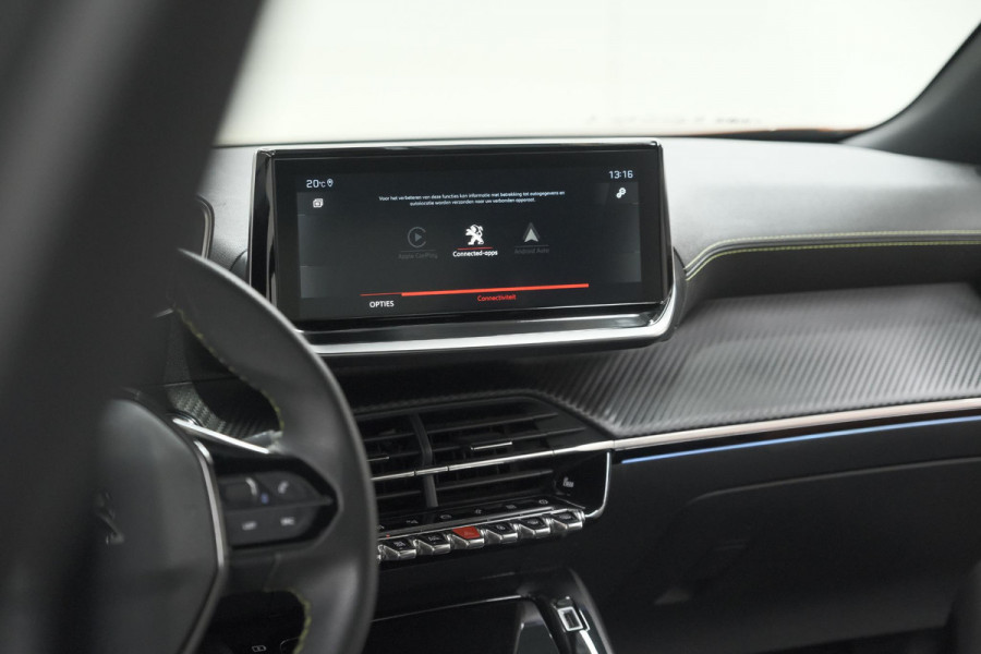 Peugeot 2008 PureTech 130 GT Pack | Leer-pakket | Camera | Dodehoekdetectie | Apple Carplay | Stoelverwarming