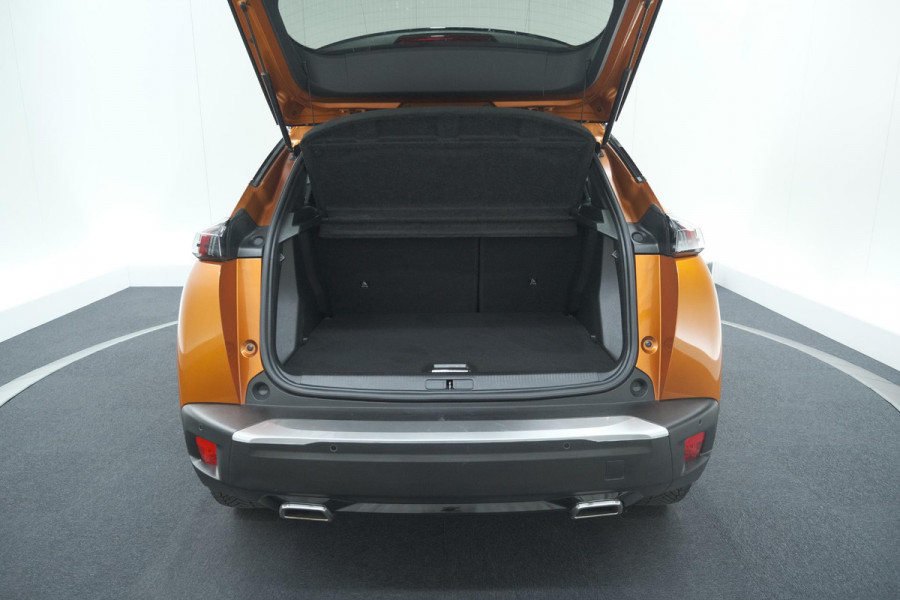 Peugeot 2008 PureTech 130 GT Pack | Leer-pakket | Camera | Dodehoekdetectie | Apple Carplay | Stoelverwarming