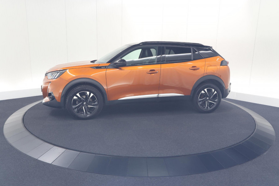 Peugeot 2008 PureTech 130 GT Pack | Leer-pakket | Camera | Dodehoekdetectie | Apple Carplay | Stoelverwarming