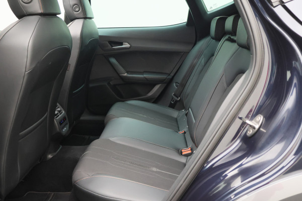 CUPRA Formentor 1.4 Plug-in Hybrid VZ Copper Edition Panoramadak, Camera, ACC, Apple Carplay, Verwarmd Stuur/Stoelen, DAB, 19''