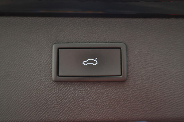 CUPRA Formentor 1.4 Plug-in Hybrid VZ Copper Edition Panoramadak, Camera, ACC, Apple Carplay, Verwarmd Stuur/Stoelen, DAB, 19''