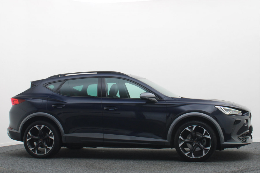 CUPRA Formentor 1.4 Plug-in Hybrid VZ Copper Edition Panoramadak, Camera, ACC, Apple Carplay, Verwarmd Stuur/Stoelen, DAB, 19''